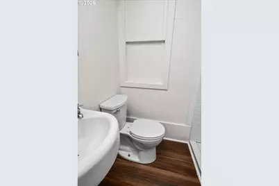 527 Monroe St, Eugene, OR 97402 - Photo 24