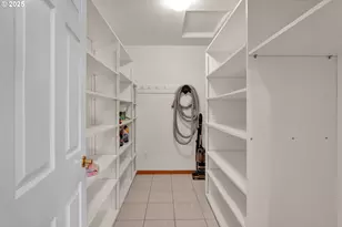 2155 9th St, Florence, OR 97439 - Photo 32