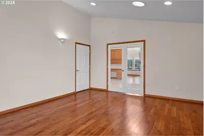 2155 9th St, Florence, OR 97439 - Photo 22