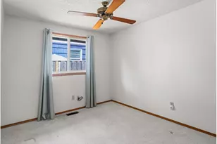 4715 SE 87th Ave, Portland, OR 97266 - Photo 16
