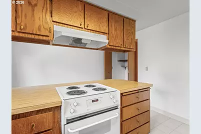 4715 SE 87th Ave, Portland, OR 97266 - Photo 12