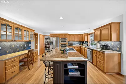 2832 NE Lorie Dr, Hillsboro, OR 97124 - Photo 6