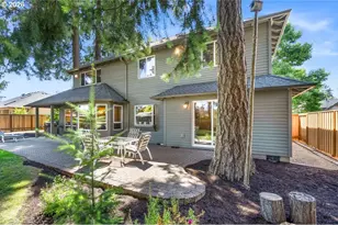 2832 NE Lorie Dr, Hillsboro, OR 97124 - Photo 34