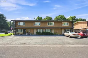 115 NE A St, Madras, OR 97741 - Photo 6