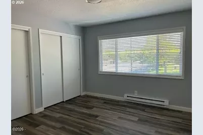 115 NE A St, Madras, OR 97741 - Photo 8