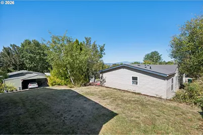 772 SW Livingston Pl, Troutdale, OR 97060 - Photo 30