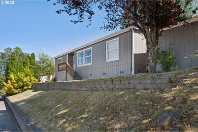 772 SW Livingston Pl, Troutdale, OR 97060 - Photo 2