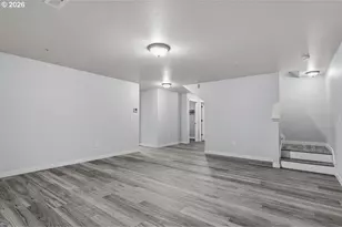 7704 SW Cresmoor Dr, Beaverton, OR 97008 - Photo 20