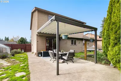 14141 SE Center St, Portland, OR 97236 - Photo 28