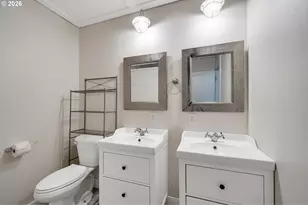 405 Evergreen Dr, Tillamook, OR 97141 - Photo 10