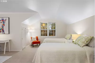 39 Hillshire Dr, Lake Oswego, OR 97034 - Photo 36