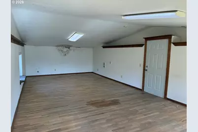 464 Homestead Dr, Myrtle Creek, OR 97457 - Photo 10
