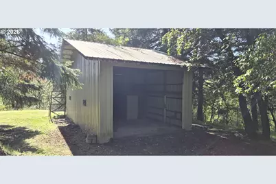 464 Homestead Dr, Myrtle Creek, OR 97457 - Photo 8