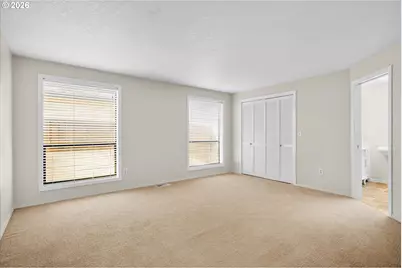 684 NE Terry Ct, Hillsboro, OR 97124 - Photo 26