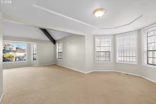 684 NE Terry Ct, Hillsboro, OR 97124 - Photo 18