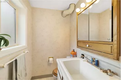 192 NW Canyon Dr, Dundee, OR 97115 - Photo 32