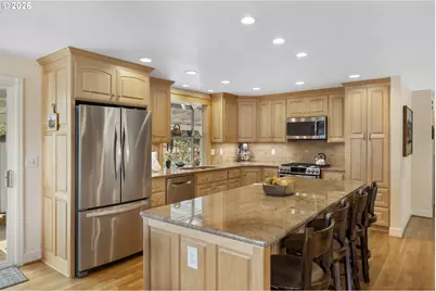 192 NW Canyon Dr, Dundee, OR 97115 - Photo 10