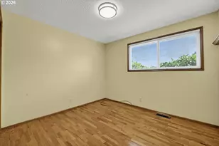 1860 Carmel Ave, Eugene, OR 97401 - Photo 18