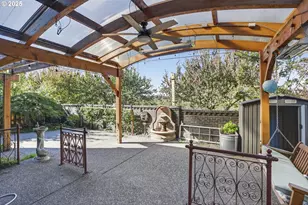 4473 NW Oxbridge Dr, Portland, OR 97229 - Photo 36