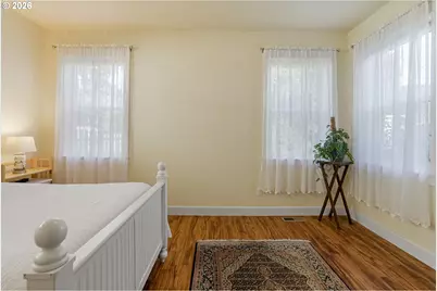 1101 Madison St, Silverton, OR 97381 - Photo 26