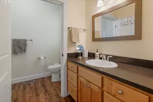 1101 Madison St, Silverton, OR 97381 - Photo 28