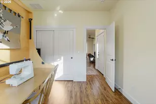1101 Madison St, Silverton, OR 97381 - Photo 22