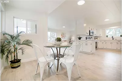 515 E Pine St, Centralia, WA 98531 - Photo 18