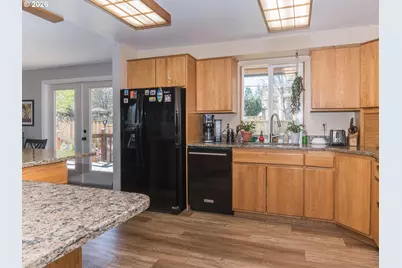 4031 SE Knarr Cir, Troutdale, OR 97060 - Photo 6