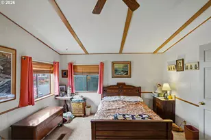 1307 S Water St, Silverton, OR 97381 - Photo 24
