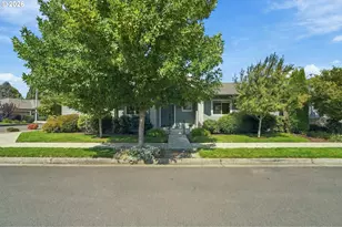 988 Hamilton St, Springfield, OR 97477 - Photo 4