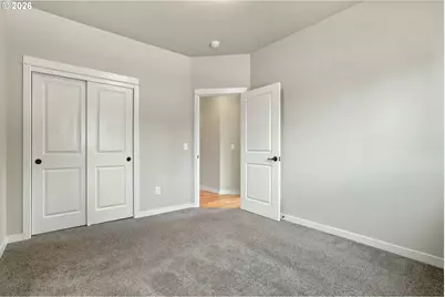 988 Hamilton St, Springfield, OR 97477 - Photo 36