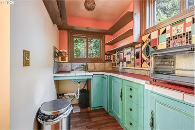 446 NE Ivy St, Portland, OR 97212 - Photo 32