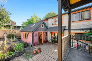 446 NE Ivy St, Portland, OR 97212 - Photo 20