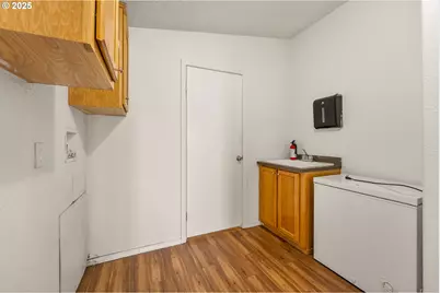 1385 Taney St, Eugene, OR 97402 - Photo 26