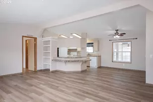 16500 SE 1st St, Vancouver, WA 98684 - Photo 6