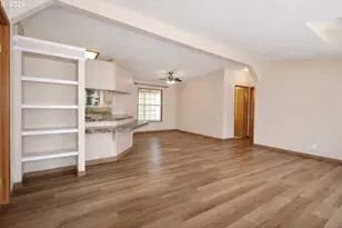 16500 SE 1st St, Vancouver, WA 98684 - Photo 4