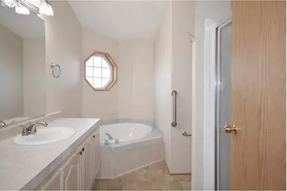 16500 SE 1st St #19, Vancouver, WA 98684 - Photo 12