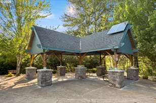1079 SE Portlandia Ave, Hillsboro, OR 97123 - Photo 34