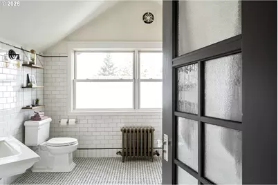7027 N Moore Ave, Portland, OR 97217 - Photo 32