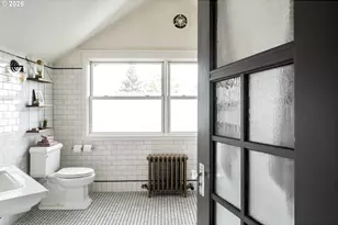 7027 N Moore Ave, Portland, OR 97217 - Photo 32