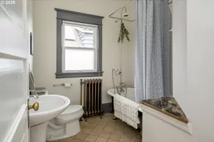 7027 N Moore Ave, Portland, OR 97217 - Photo 36