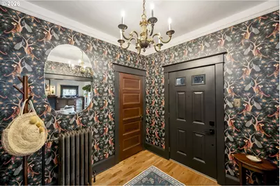 7027 N Moore Ave, Portland, OR 97217 - Photo 4