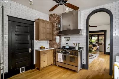 7027 N Moore Ave, Portland, OR 97217 - Photo 18