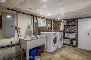 7027 N Moore Ave, Portland, OR 97217 - Photo 44