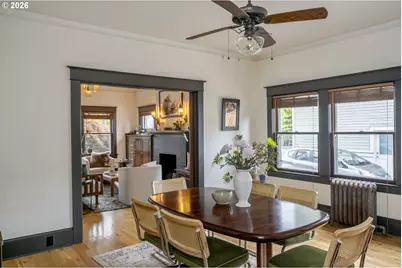7027 N Moore Ave, Portland, OR 97217 - Photo 12
