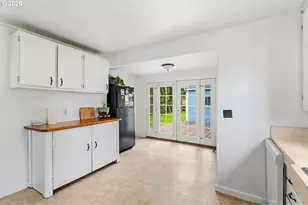 28780 Santiam Hwy, Sweet Home, OR 97386 - Photo 14