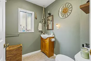 28780 Santiam Hwy, Sweet Home, OR 97386 - Photo 8