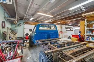 28780 Santiam Hwy, Sweet Home, OR 97386 - Photo 22