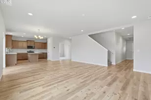 521 E Cleveland St, Carlton, OR 97111 - Photo 4