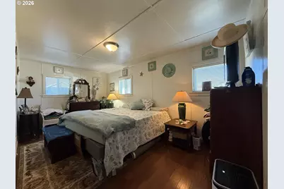 265 S Hazel St, Brookings, OR 97415 - Photo 14